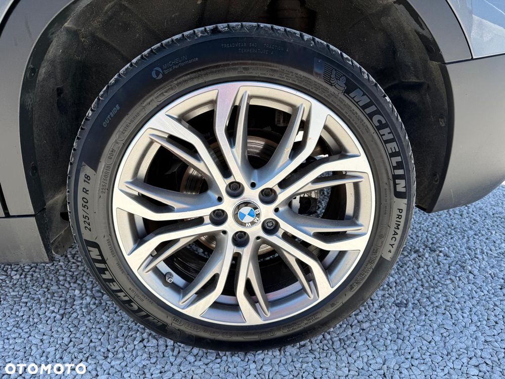 BMW X2 sDrive18d Edition M Mesh - 11