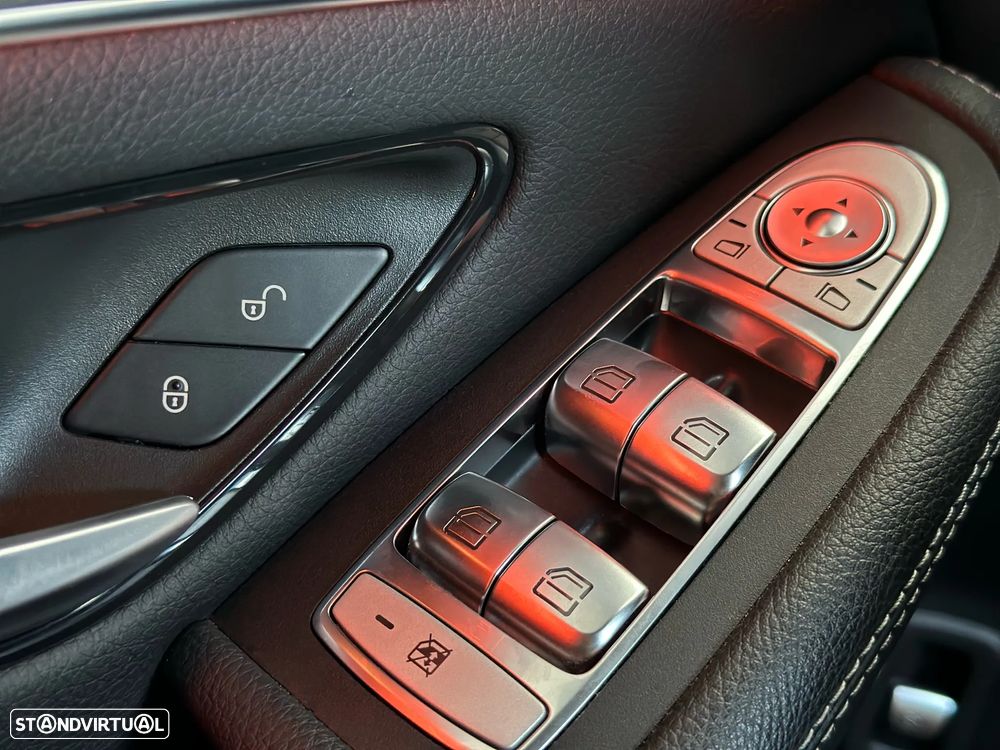 Mercedes-Benz GLC 200 d 4Matic 9G-TRONIC AMG Line - 18