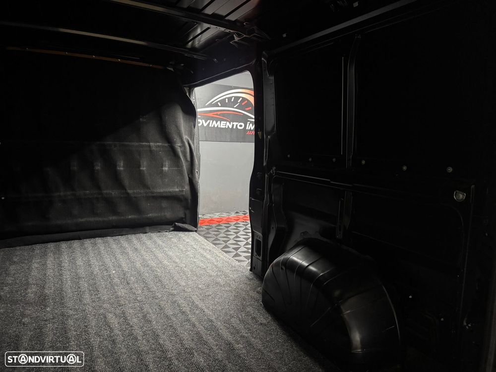 Peugeot Boxer Van (250) - 14