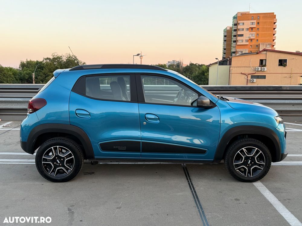 Dacia Spring Expression - 12