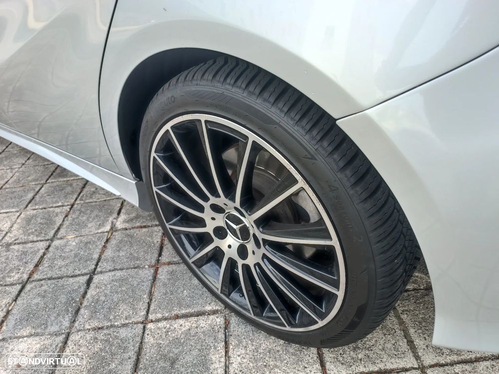 Mercedes-Benz A 220 CDI 7G-DCT AMG Line - 11