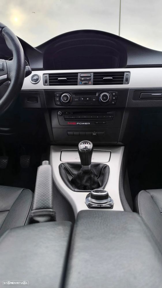 BMW 318 d Sport Line - 19