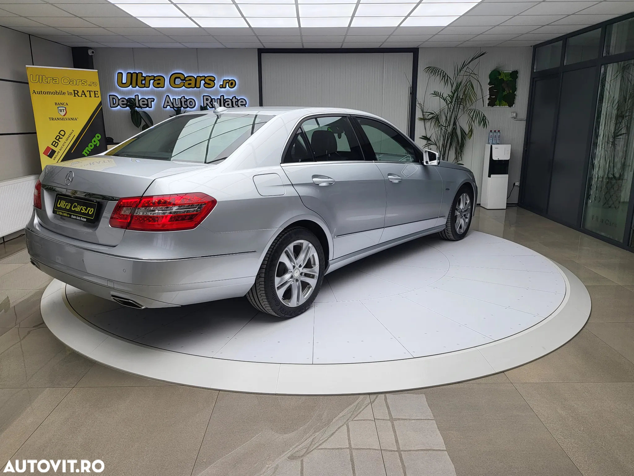 Mercedes-Benz E 200 CDI DPF BlueEFFICIENCY 7G-TRONIC Avantgarde - 6