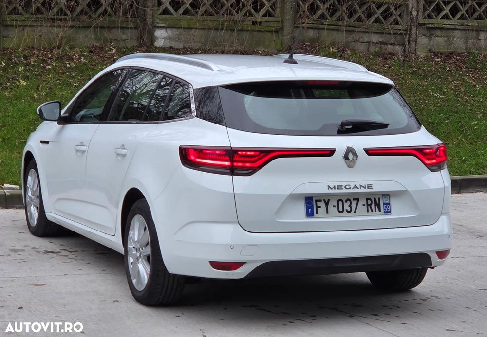 Renault Megane BLUE dCi 115 BUSINESS EDITION - 9