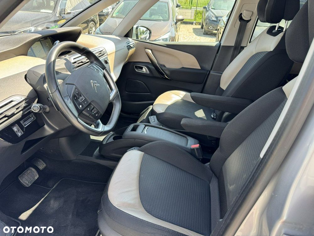 Citroën C4 Grand Picasso - 16