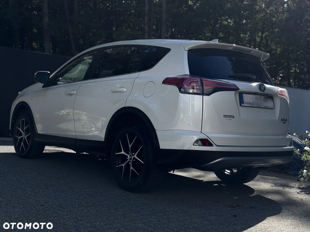 Toyota RAV4 2.0 Prestige MS EU6 - 3