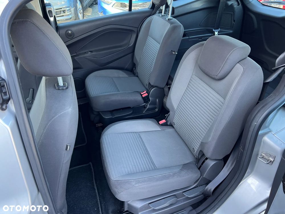 Ford Grand C-MAX - 20