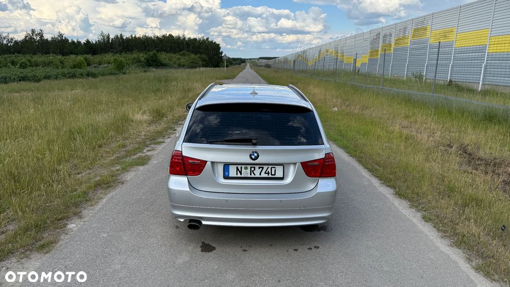 BMW Seria 3 320d DPF - 13