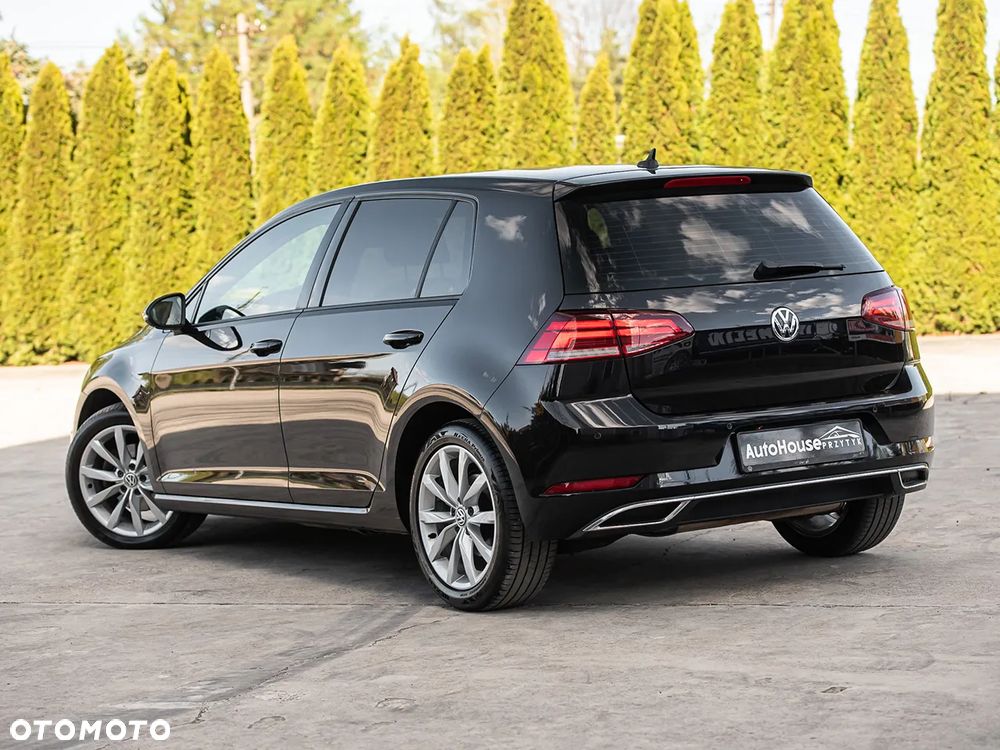 Volkswagen Golf - 4