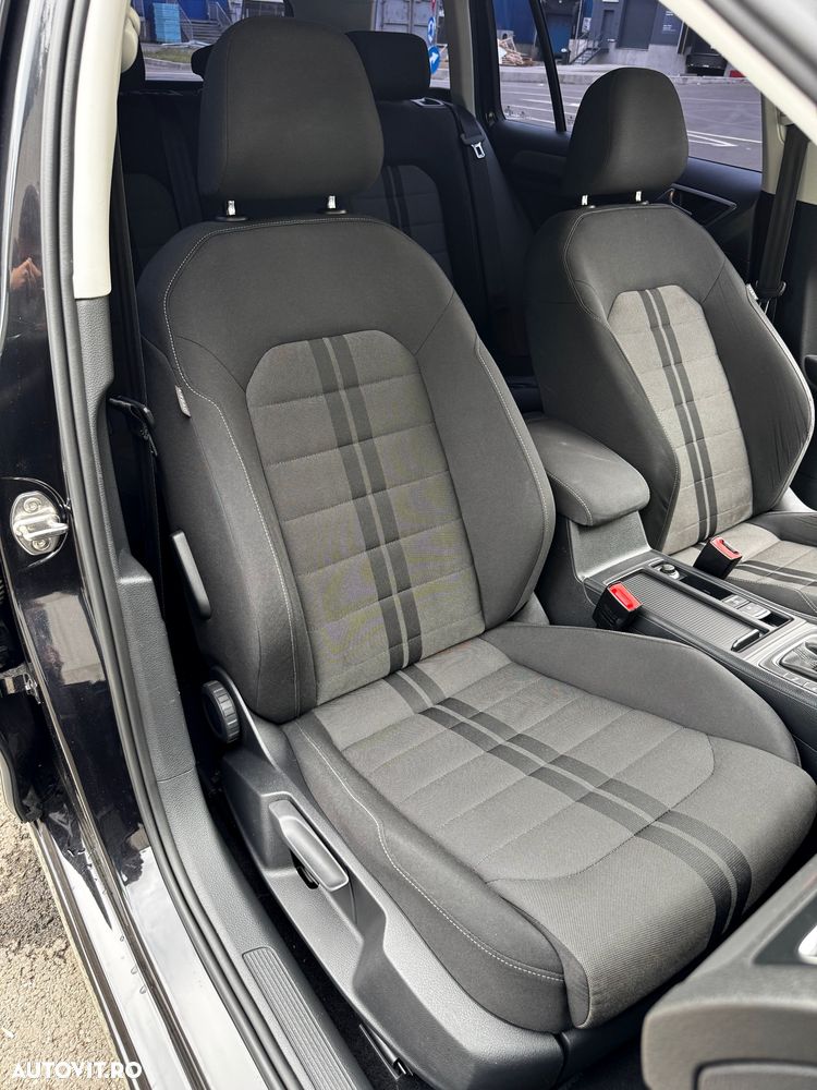 Volkswagen Golf - 20