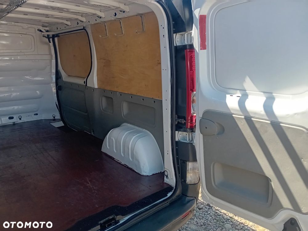 Renault Trafic - 12