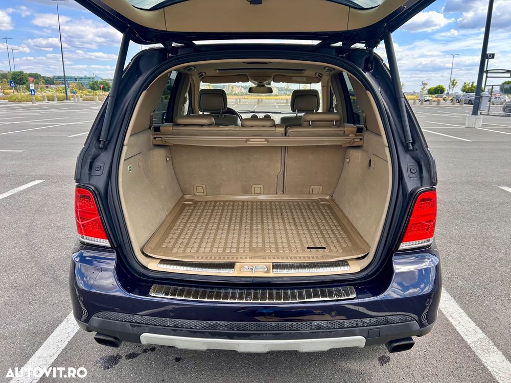 Mercedes-Benz ML - 10
