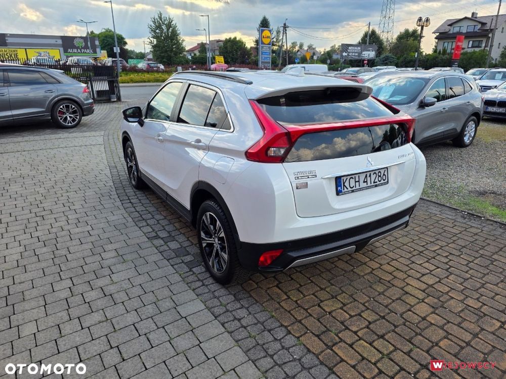 Mitsubishi Eclipse Cross - 8