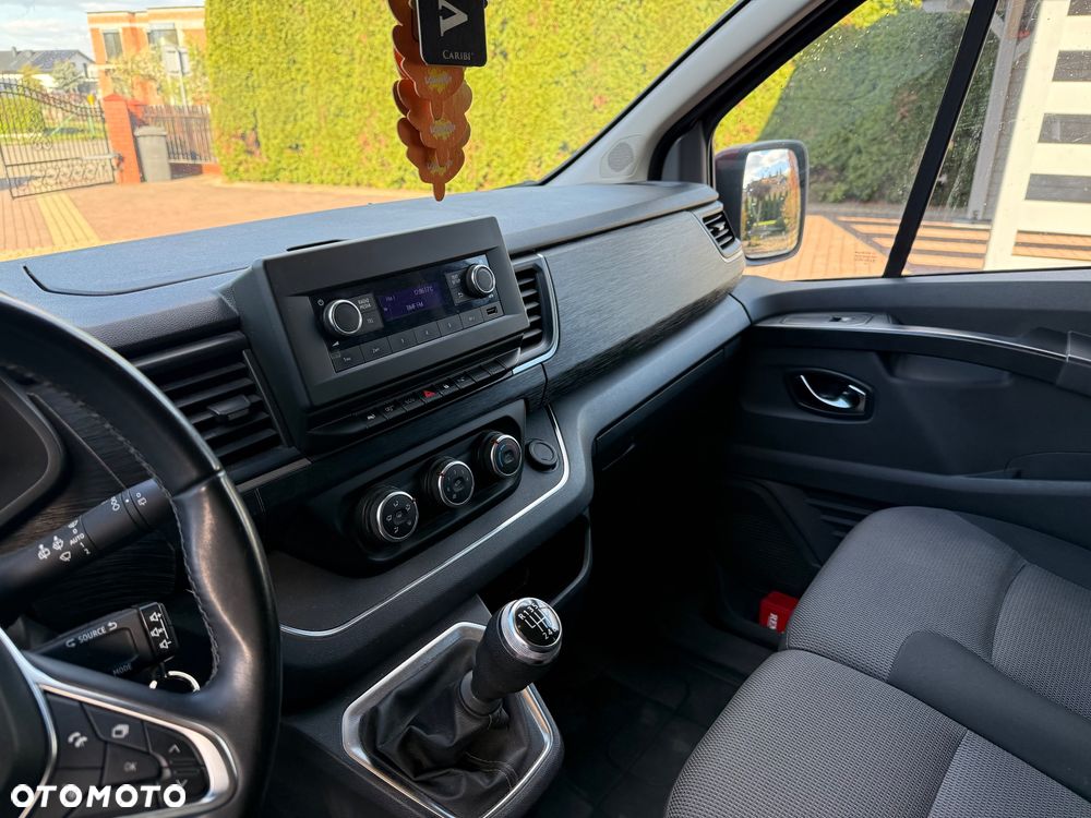 Renault Trafic 2.0 dCi - 30
