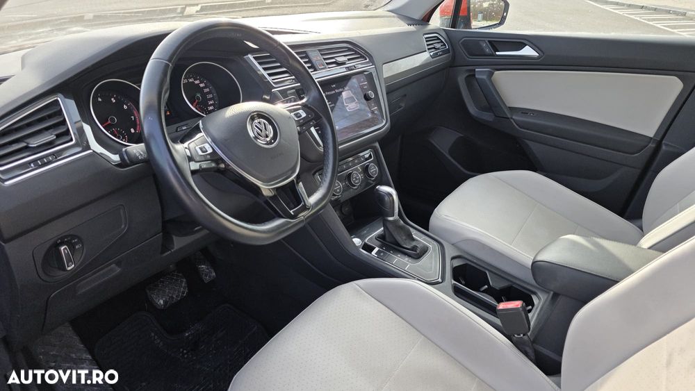 Volkswagen Tiguan - 11