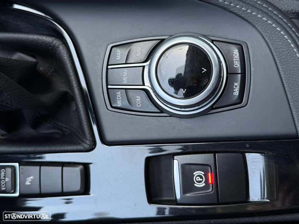 BMW X1 16 d sDrive Line Sport - 39