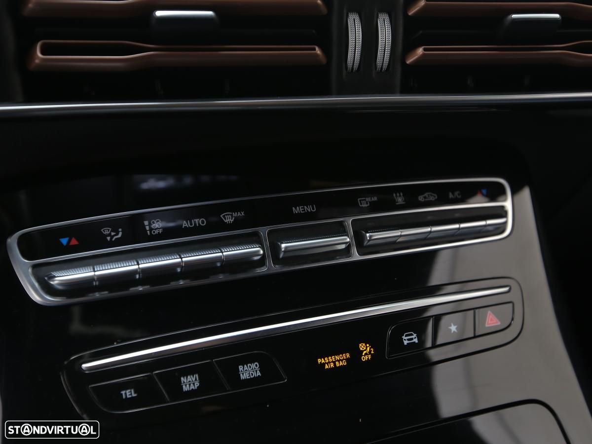 Mercedes-Benz EQC 400 4Matic - 23