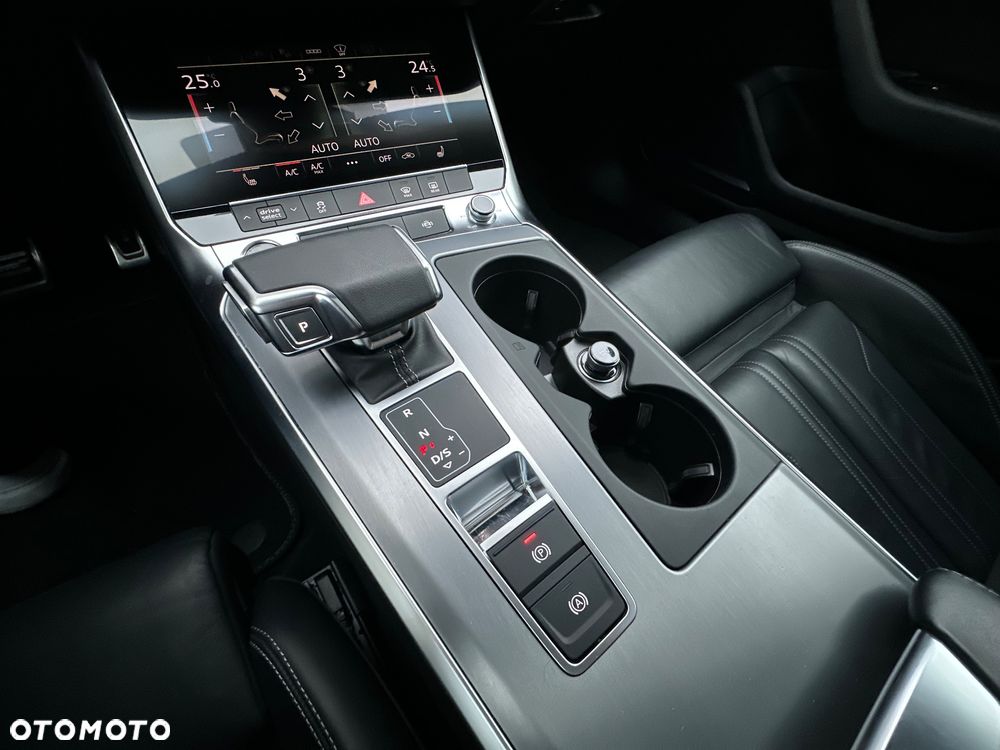 Audi A6 Avant 50 TFSI e quattro S tronic S line - 28