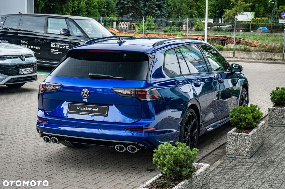 Volkswagen Golf - 21