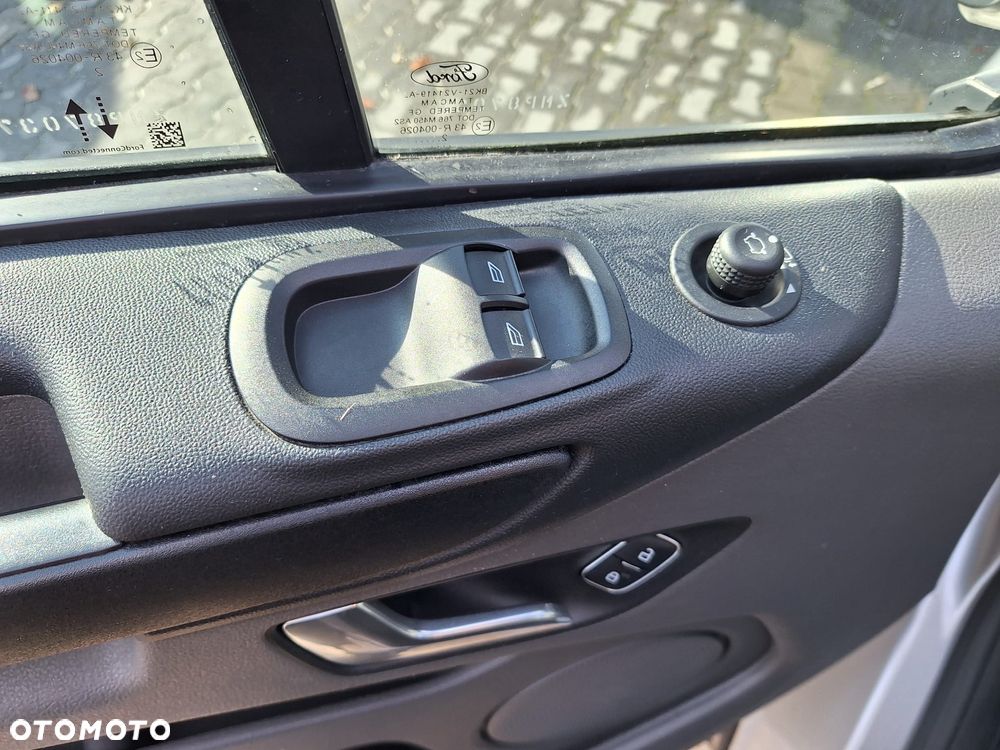 Ford Transit Custom - 12