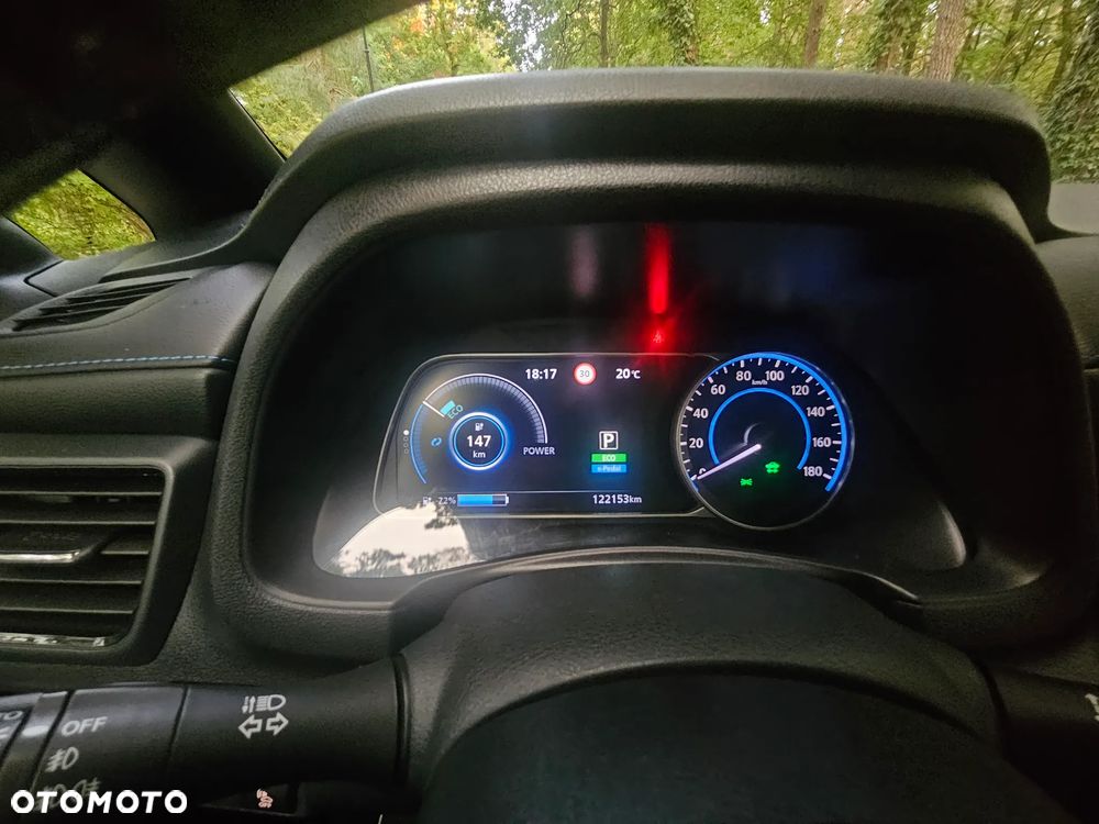 Nissan Leaf 40 kWh Tekna - 17