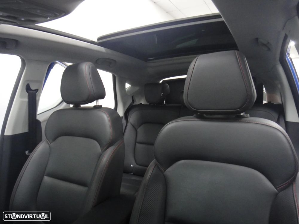 MG ZS Standard Luxury - 16