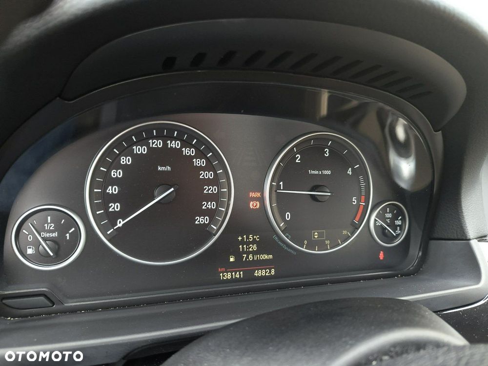 BMW Seria 5 520d - 22