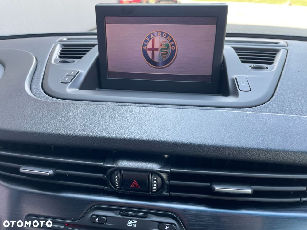 Alfa Romeo Giulietta 1.4 TB 16V Multiair TCT Sport - 26