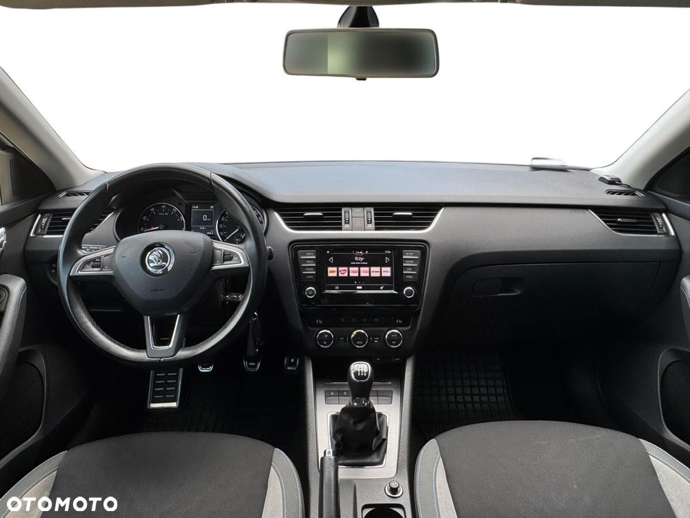Skoda Octavia 1.4 TSI Ambition - 10