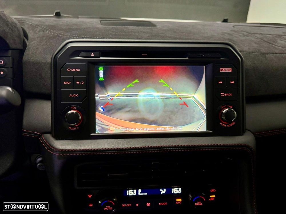 Nissan GT-R Nismo - 12