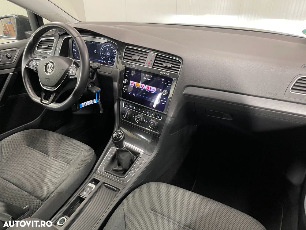 Volkswagen Golf 1.5 TSI Comfortline - 8