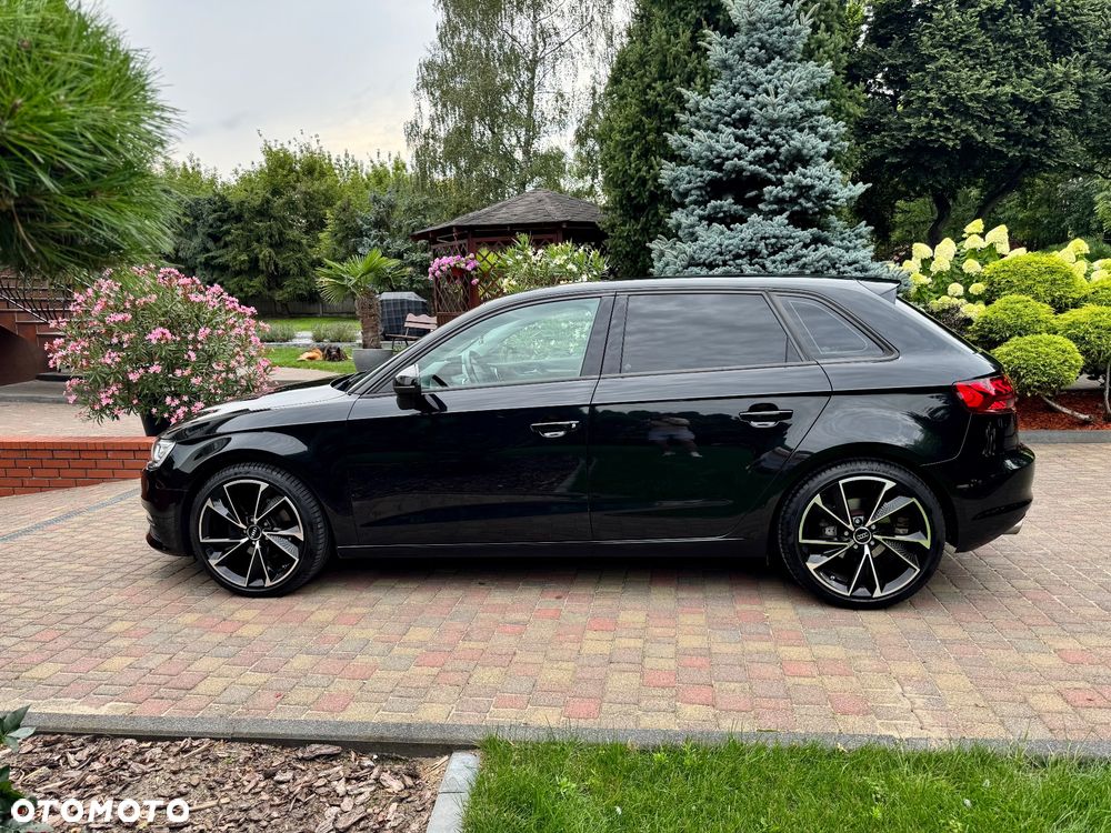 Audi A3 Sportback - 11