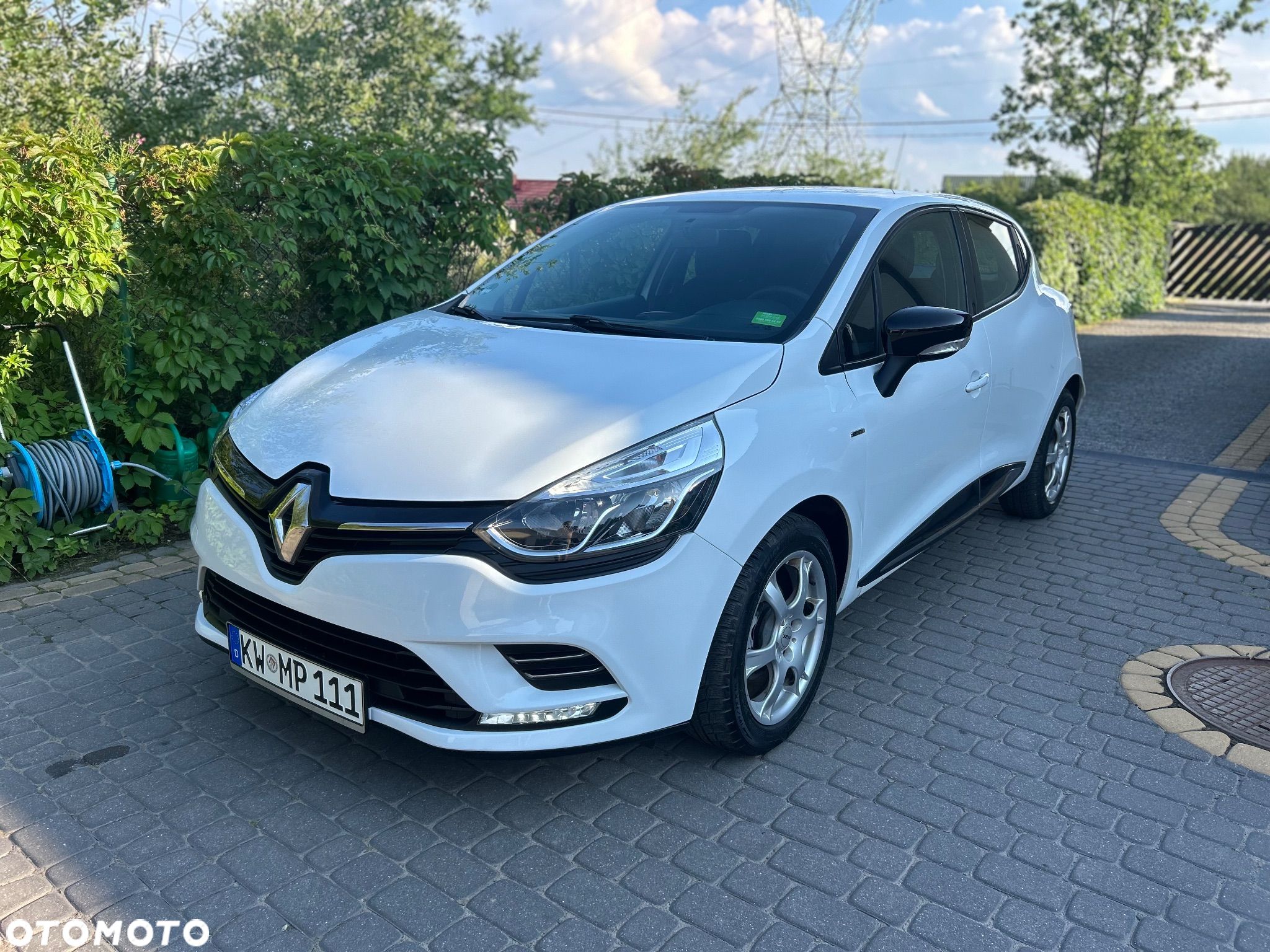 Renault Clio 1.2 16V Limited EU6 - 1