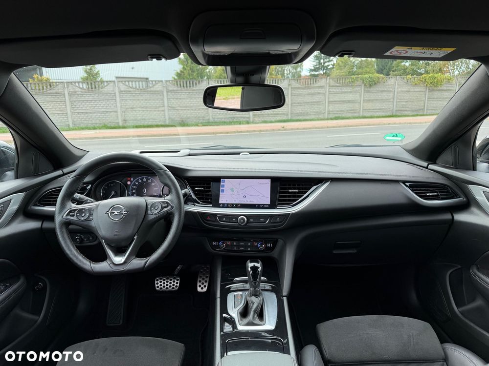 Opel Insignia 2.0 CDTI Elegance S&S - 11