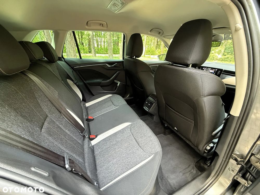 Skoda Kamiq 1.5 TSI Style DSG - 27