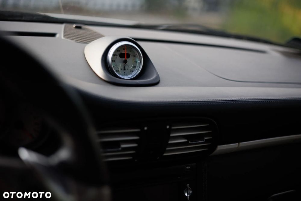 Porsche 911 Carrera 4S PDK - 5