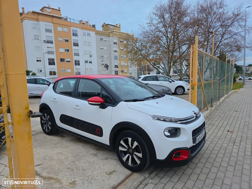 Citroën C3 1.2 PureTech Shine - 1
