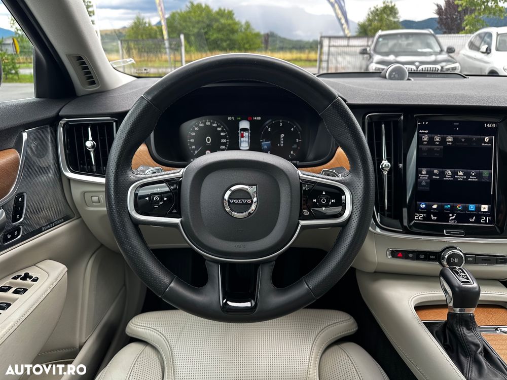 Volvo S90 D5 AWD Geartronic Inscription - 34