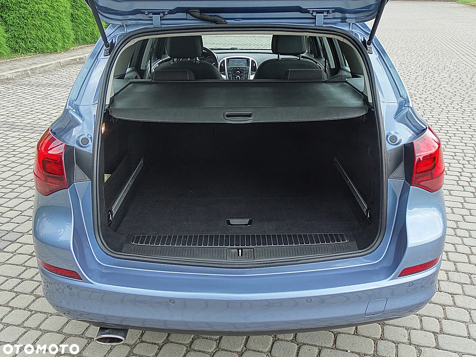 Opel Astra IV 1.4 T Cosmo - 21