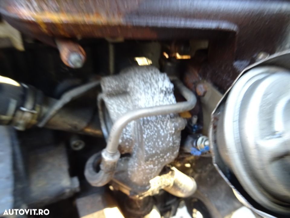 Motor Peugeot Expert 2.0 HDI cu turbo pompa si injectoare din 2008 - 5