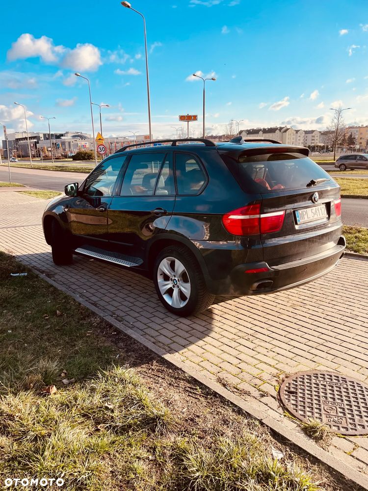 BMW X5 4.8i xDrive - 6