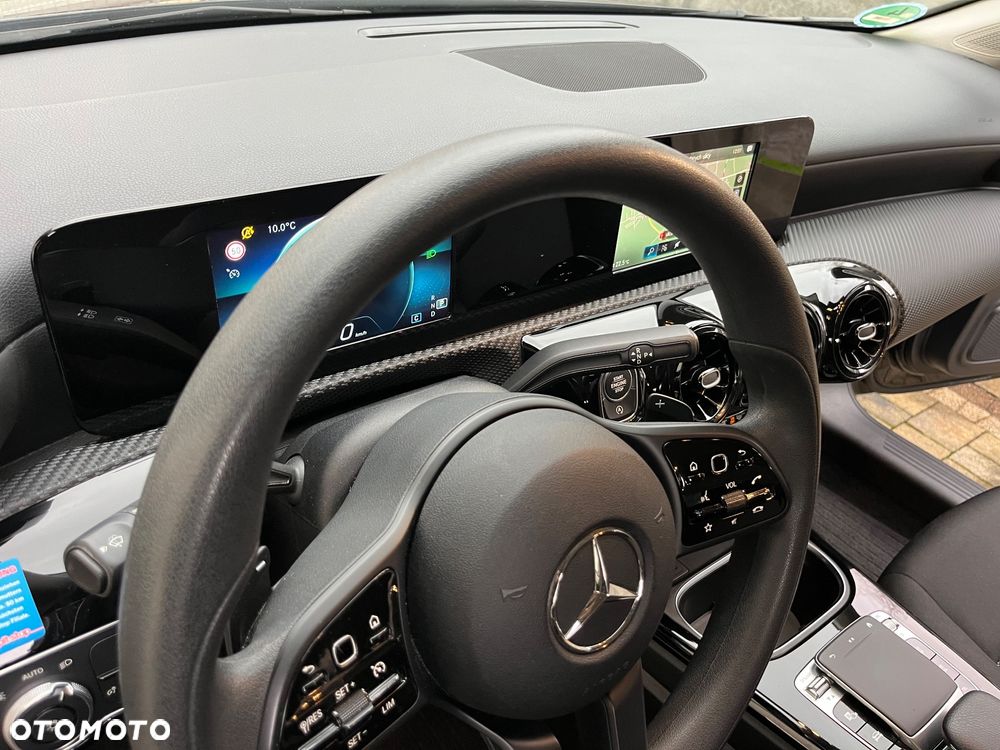 Mercedes-Benz Klasa A 180 d 7G-DCT Edition 19 - 26