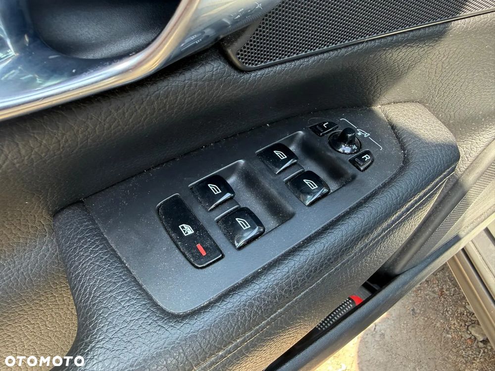 Volvo V90 Cross Country D5 AWD Geartronic - 13