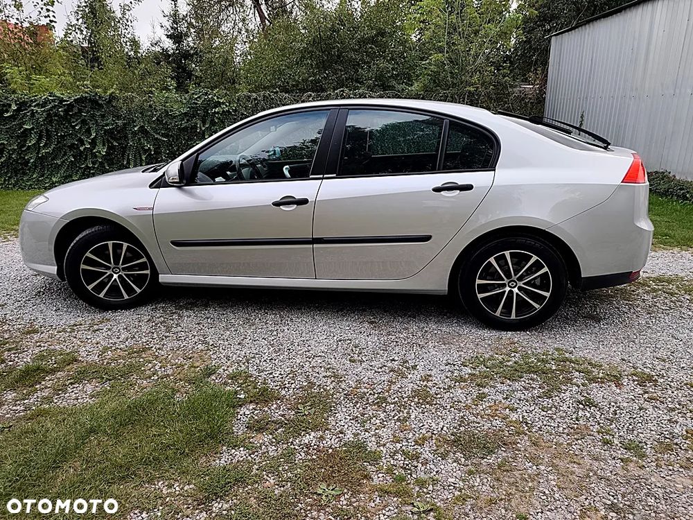 Renault Laguna 1.6 16V 110 Sportway - 26