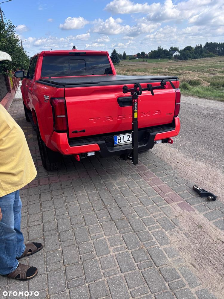 Toyota Tacoma - 38