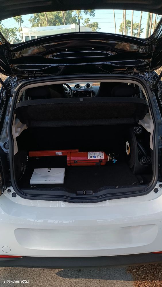 Smart ForFour EQ - 17