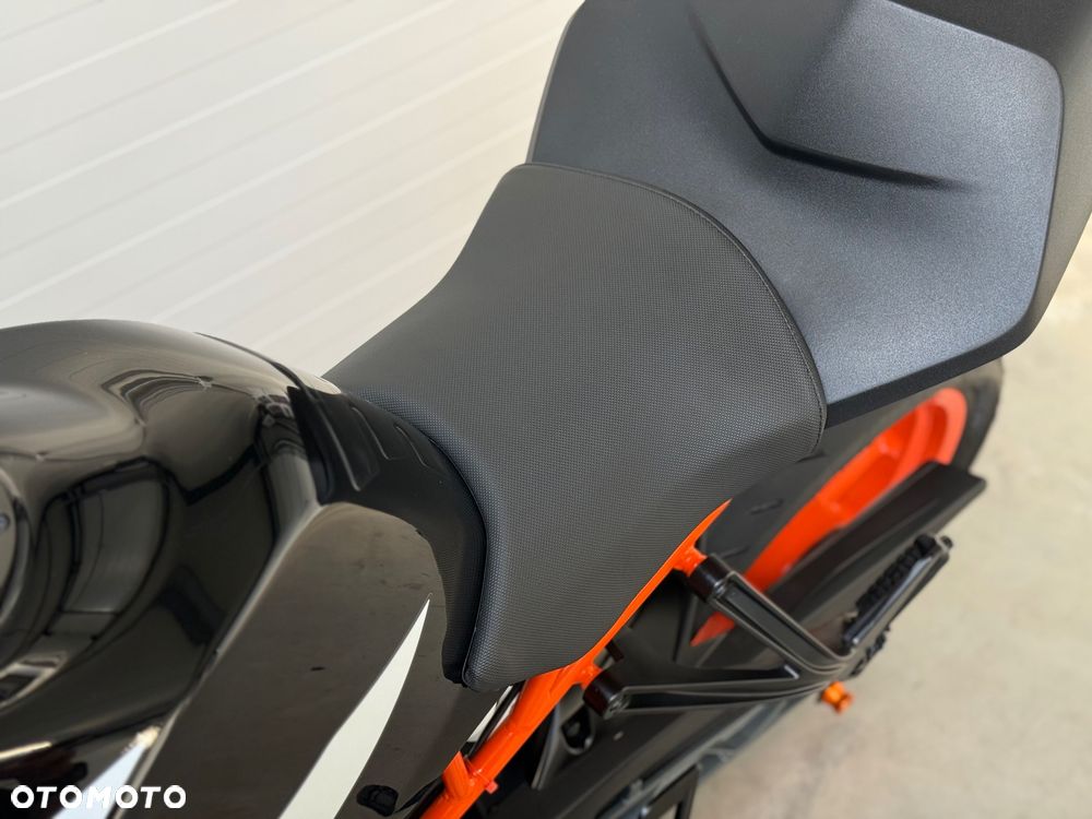 KTM RC 390 - 29