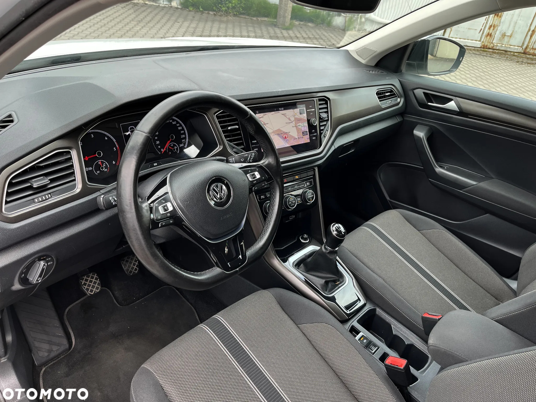 Volkswagen T-Roc 1.6 TDI SCR DPF - 24