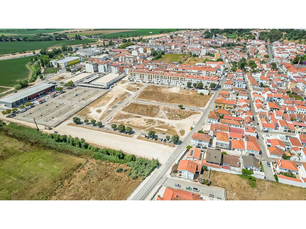 Lote de terreno com 922 m2 em Coruche - Grande imagem: 5/20