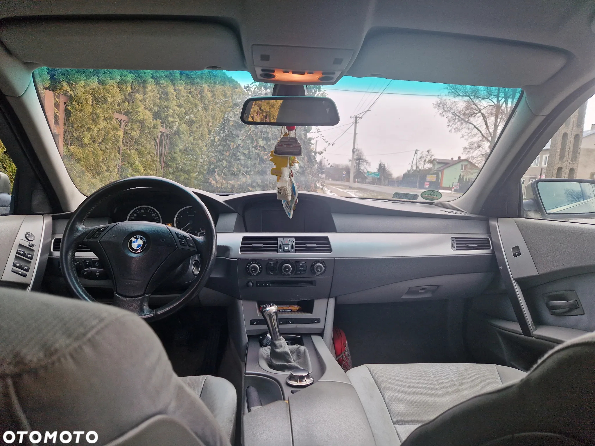 BMW Seria 5 525i - 6